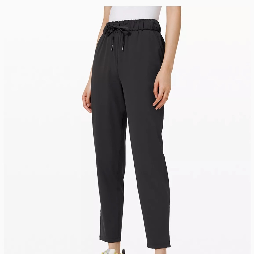 LULULEMON high-rise 7/8 pants